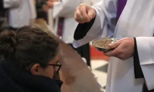 Co mówi ksiądz w Środę Popielcową? Znaczenie słów